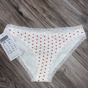 Brandy Melville lace heart panties - NWT!